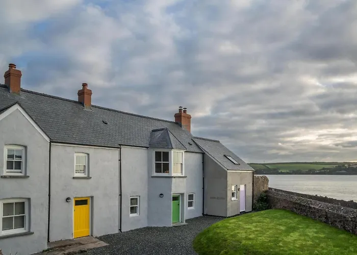 Brook Cottage - 1 Bedroom Cottage - Dale