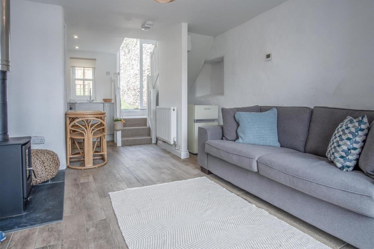 Brook - 1 Bedroom - Holiday home